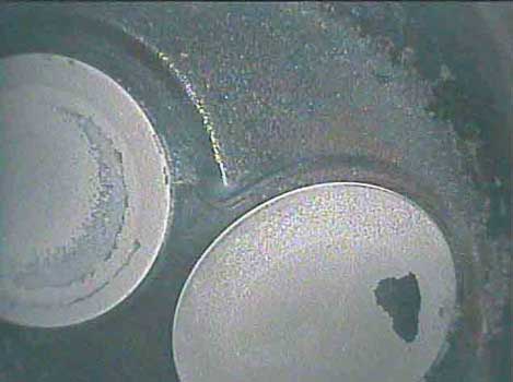 Image taken by a VJ-Advance video borescope during an automotive engine inspection