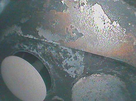 Small four stroke engine intake valve as seen through a VJ-Advance video borescope